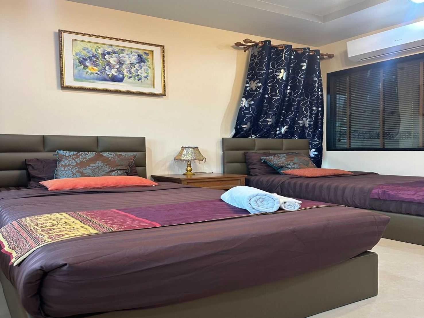 Capital O 75518 Baan Rose Resort Ao Luk Esterno foto